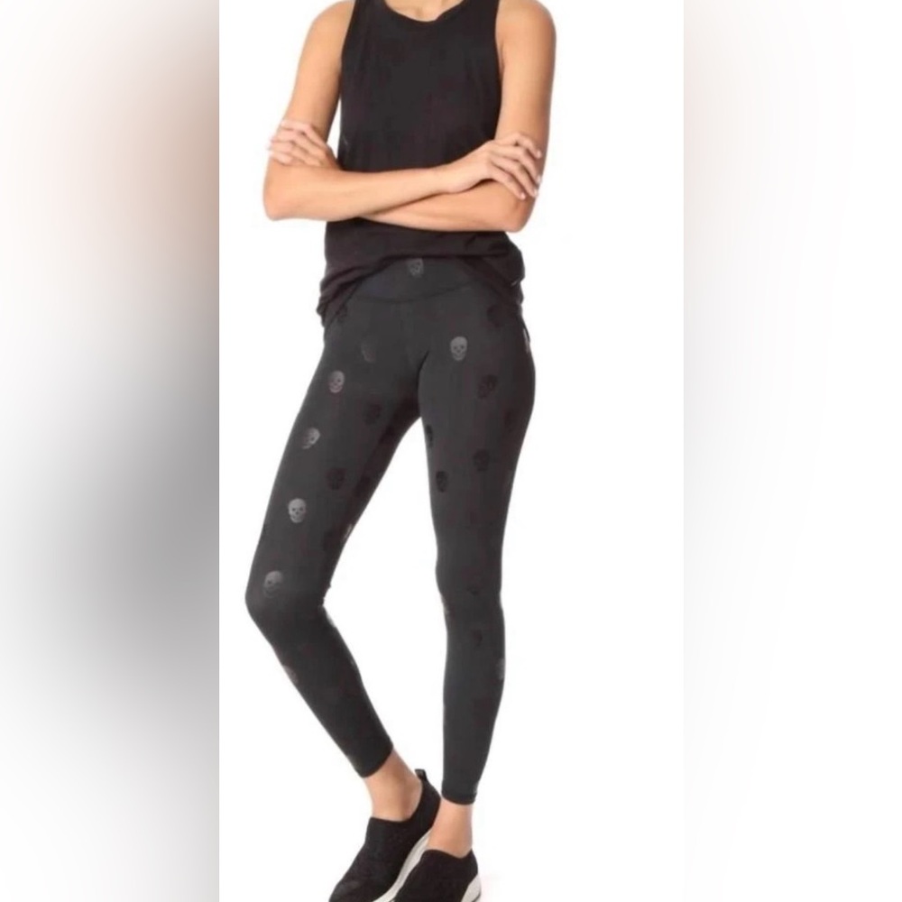Terez Black Skull Foil Leggings Size Medium